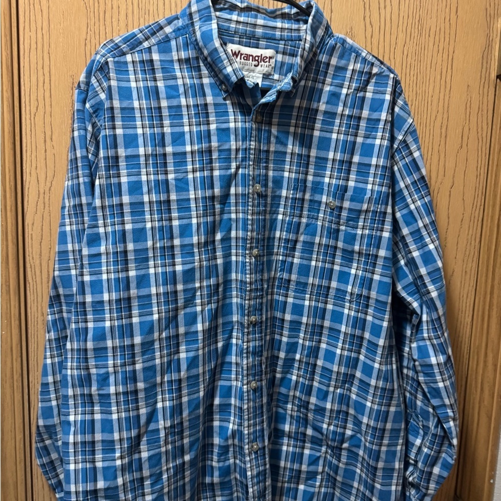 Wrangler Men's Casual Blue Checkered Shirt size XL